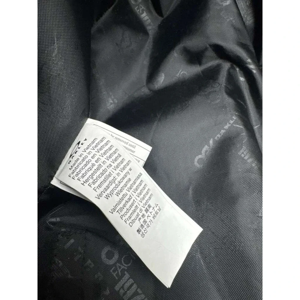 Oakley FP 115L 100% Nylon Rip Stop Travel Luggage Roller Bag Blackout 32.5‎ x 16